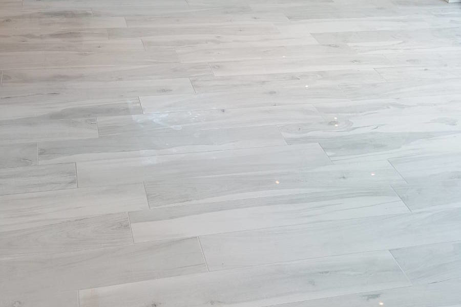 Wood Effect Porcelain Floor Tiles In Dining Room